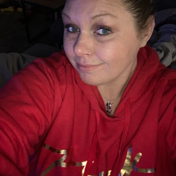 Meet your Posher, Nickie - Picture 1 of 1